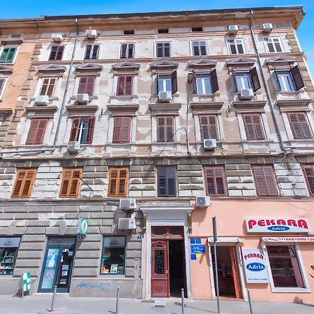 Market&Art square studio apartment 5 Rijeka Extérieur photo